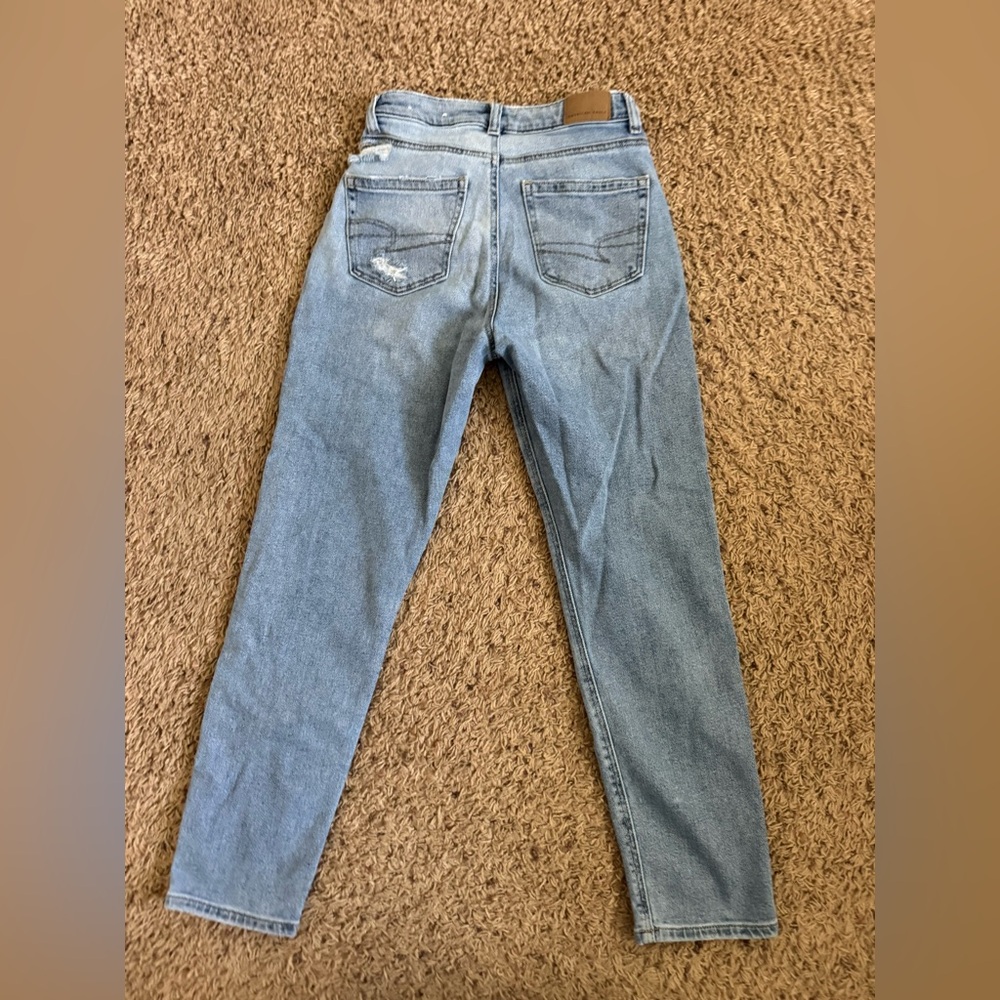 American Eagle Outfitters Distressed Mom Jeans size 00 Short - Picture 2 of 12